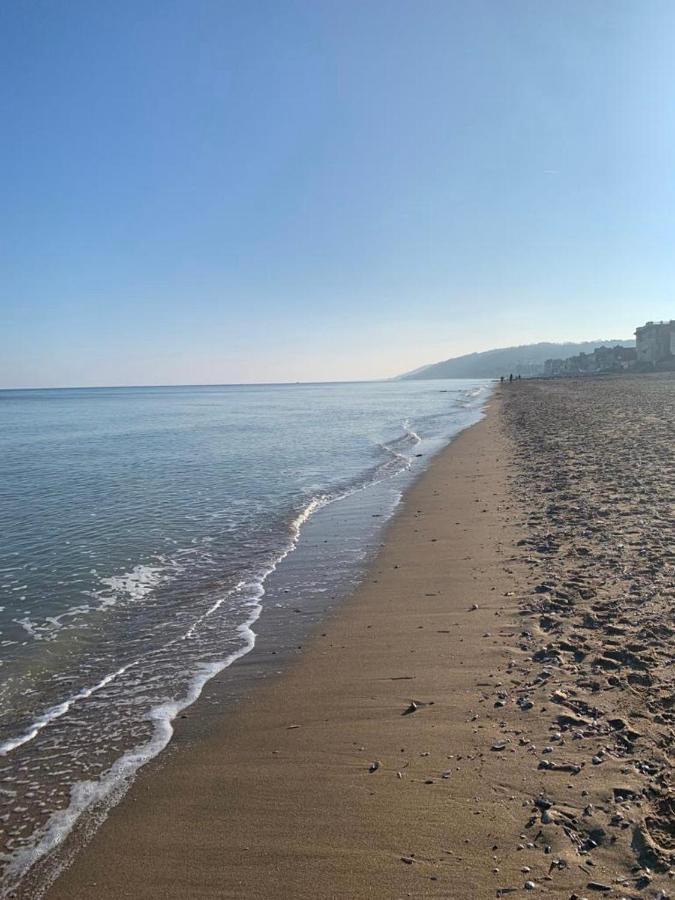 Soleil Levant Villers-sur-Mer Exterior foto